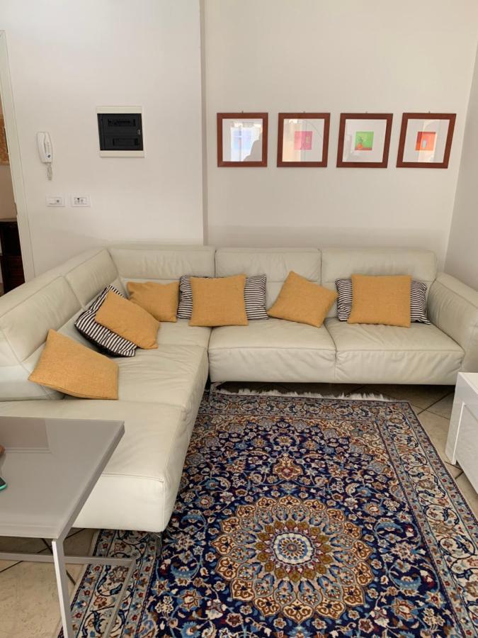 Biora Apartments Cagliari Esterno foto